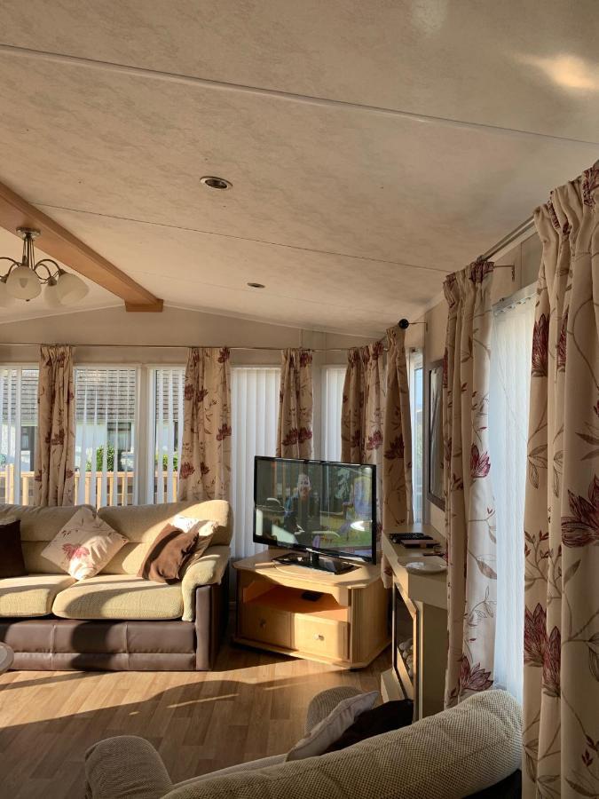 Immaculate 2-Bed Lodge In Monreith 뉴튼스튜어트 외부 사진
